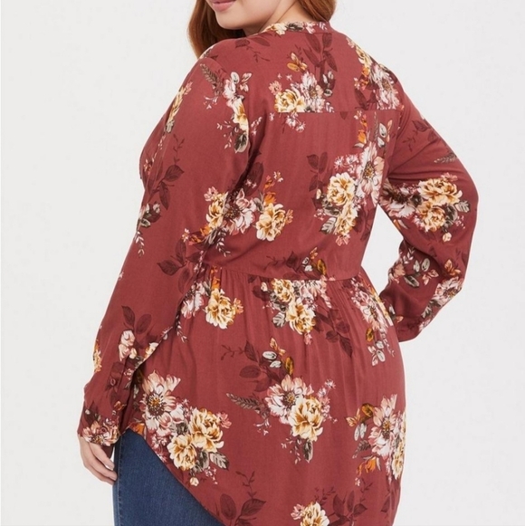 Torrid Emma Babydoll Challis Button-Front Tunic Size 1 (1X) - Picture 2 of 13